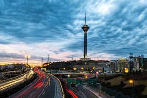 خاموشی برج میلاد به احترام زمین 