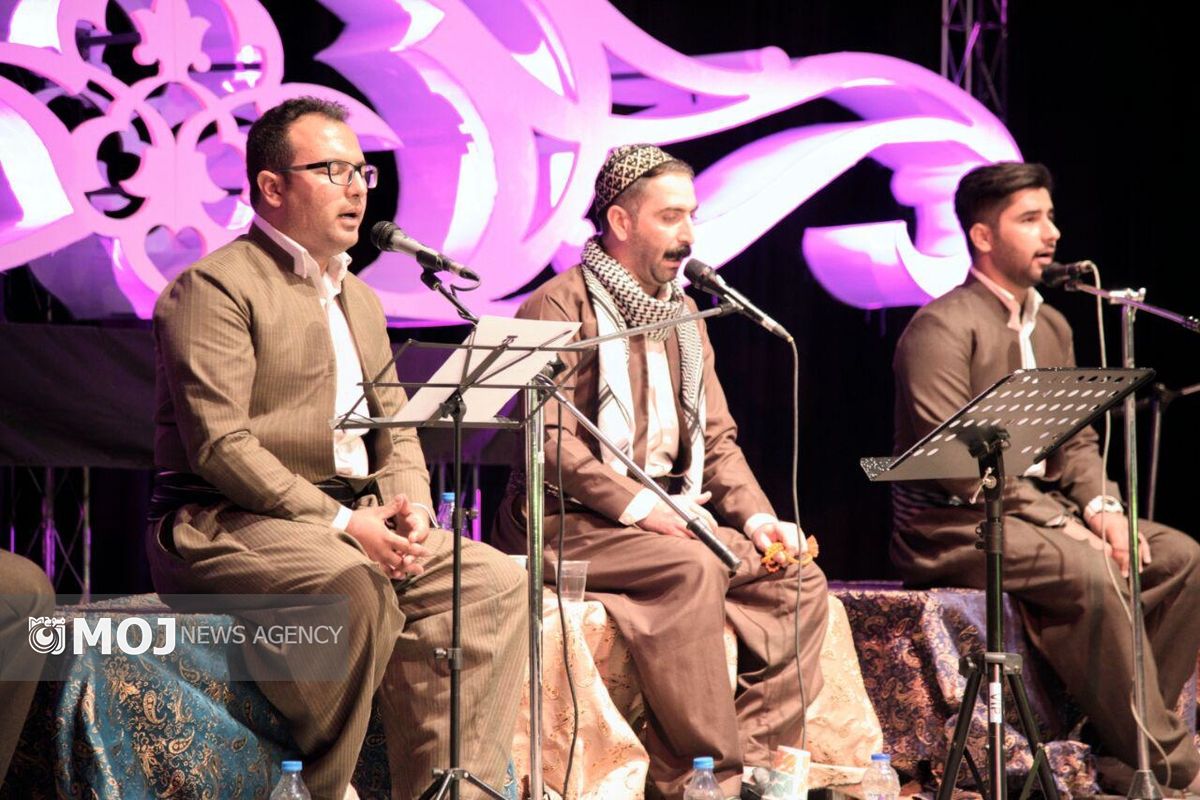 جشنواره مولودی خوانی هه تاو