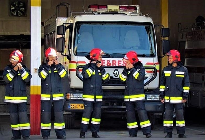 44 عملیات امداد و نجات موفق در بندرعباس/آماده باش کامل ایستگاههای آتش نشانی بندرعباس