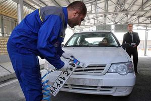 علت اختلال در مراکز شماره‌گذاری خودرو چه بود؟ + فیلم