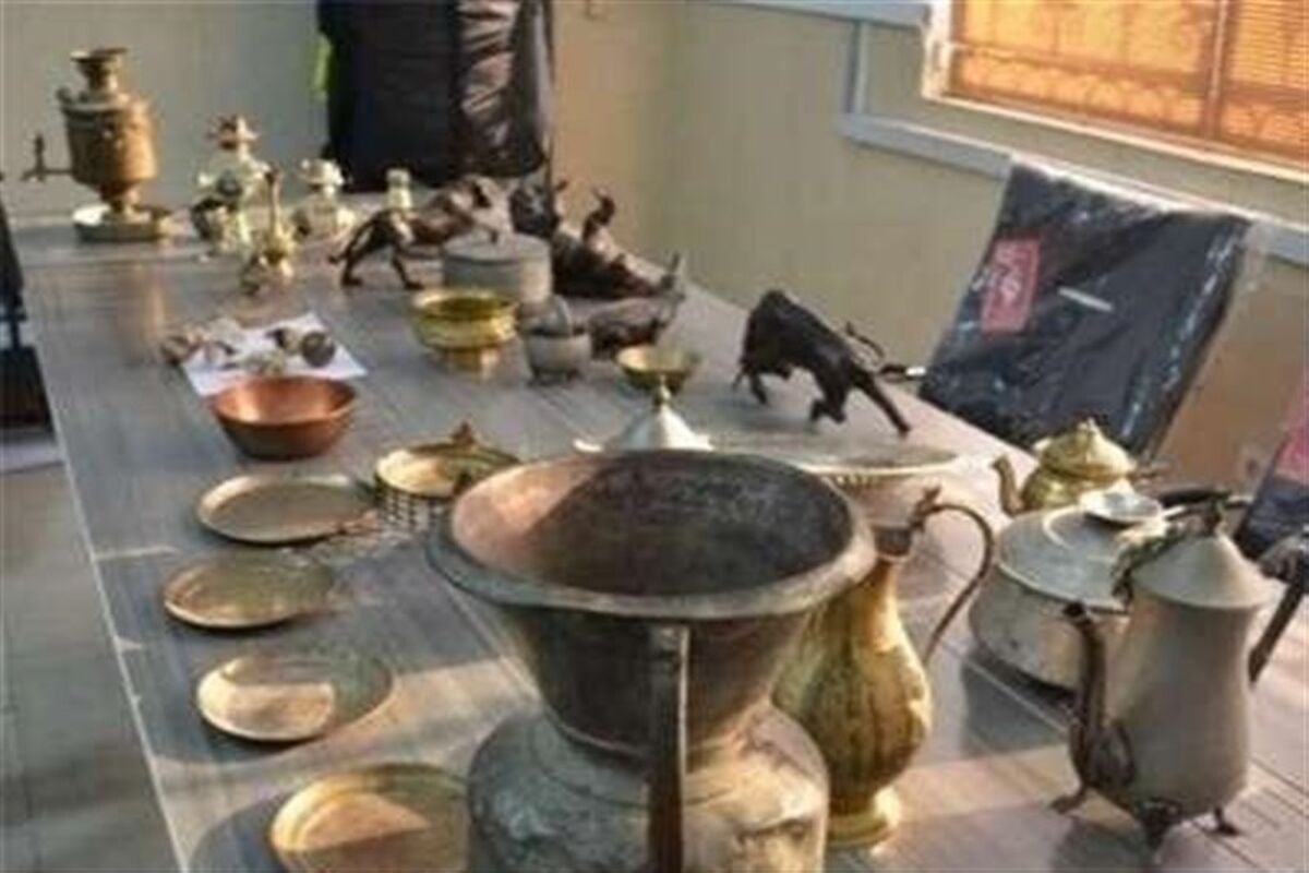 عاملان فروش عتیقه‌جات تقلبی در شهرستان آزادشهر