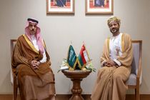 بن فرحان و البوسعیدی درباره تحولات تنگه هرمز رایزنی کردند
