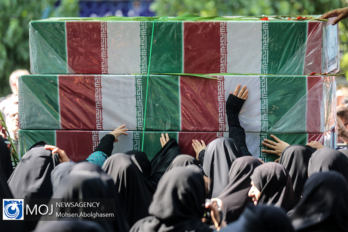 تشییع پیکر ۱۵۰ شهید دوران دفاع مقدس (۳)