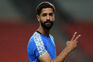 تمدید موقت معافیت مدافع استقلال از سوی نظام وظیفه