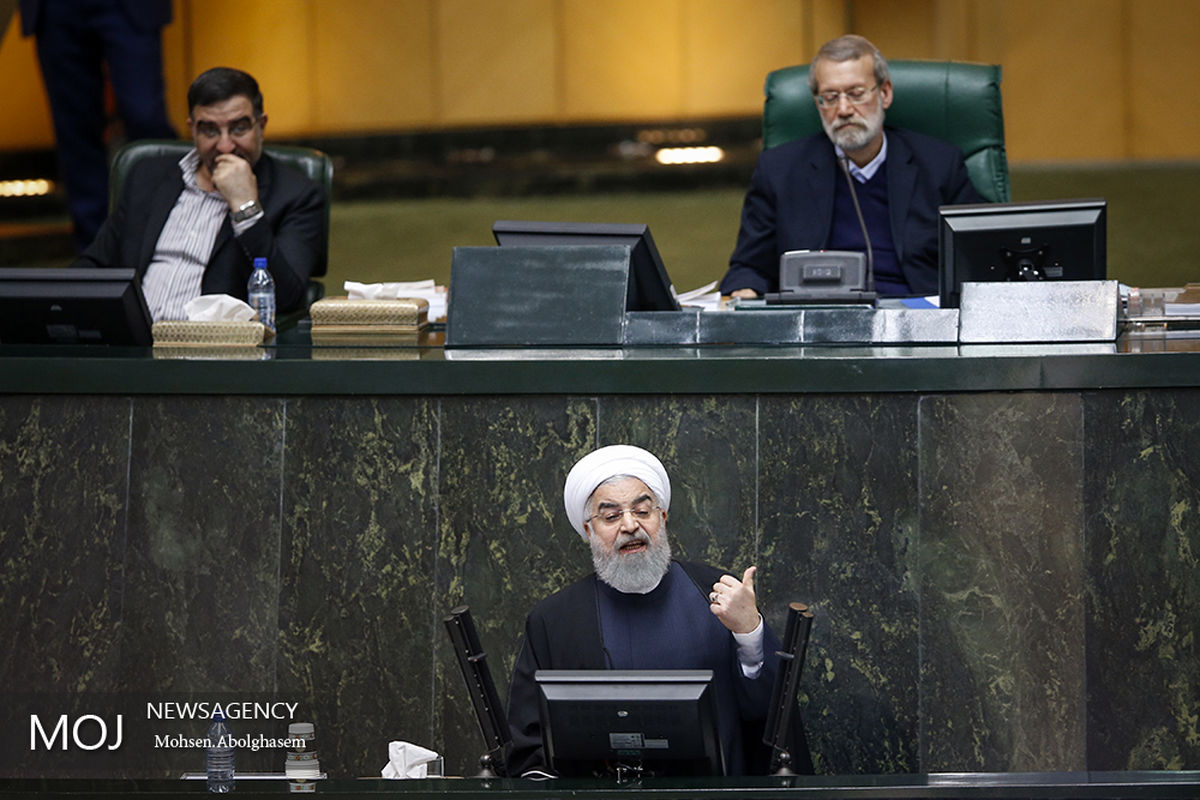 تقدیم لایحه بودجه سال ۹۷ به مجلس توسط رییس جمهوری