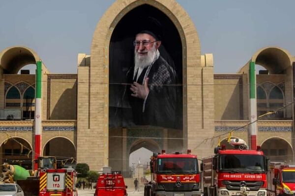۱۵ تا ۲۰ میلیون نفر فقط در تهران با رهبر شهیدشان وداع می‌کنند