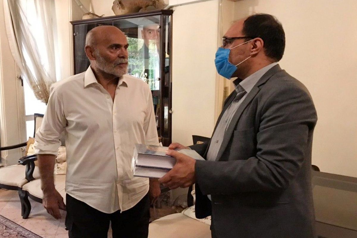 جمشید هاشم‌پور میزبان مدیرعامل موسسه هنرمندان پیشکسوت شد