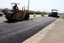 آغاز عملیات بهسازی آسفالت جاده تهران/کاشت درختان بلند قامت حد فاصل میدان گیل تا باغ رضوان