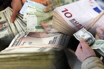 قیمت ارز در بازار آزاد 23 آذر 97/ قیمت دلار اعلام شد
