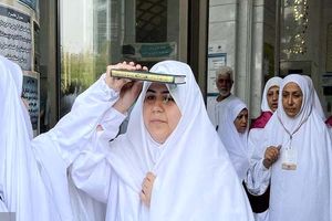 اعزام کاروان زائران حج عمره از جزیره کیش