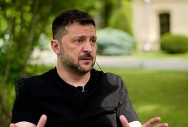 زلنسکی از هدف قرار دادن کی‌یف با ۲۱ موشک بالستیک خبر داد