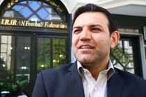 شهاب الدین عزیزی خادم برای شکست دادن مهدی تاج ثبت نام کرد