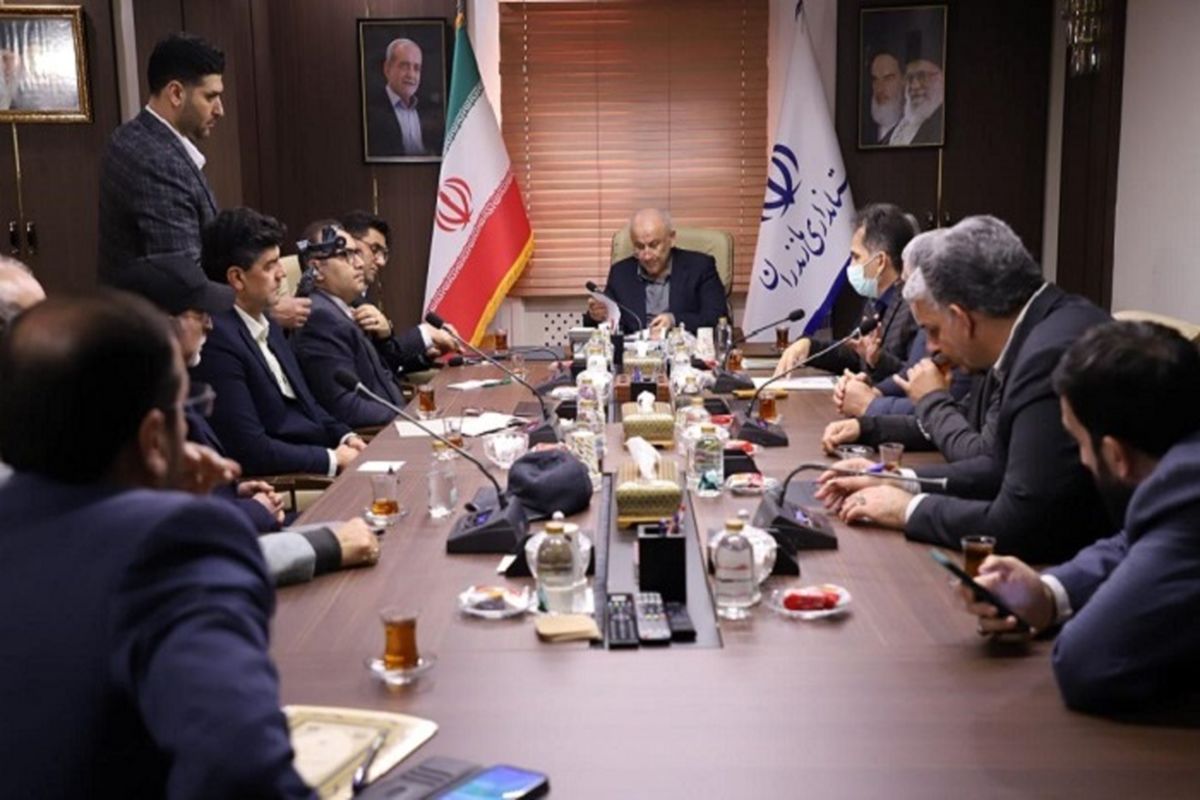 نشست استاندارمازندران