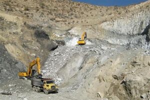 سرمایه‌گذاری در صنایع معدنی اشتغال پایدار ایجاد می‌کند