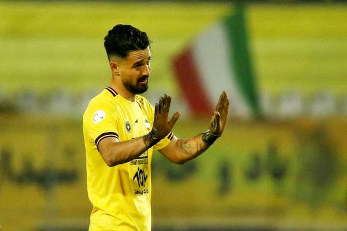 امید نورافکن در سپاهان