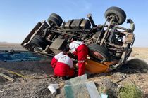 یک فوتی در حادثه واژگونی جرثقیل در محور دهشیر به یزد