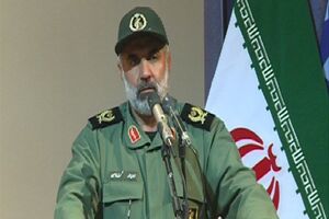 فرماندهان نقش بی‌بدیلی را می‌توانند در آبادانی این سرزمین ایفا کنند