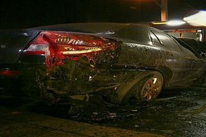 آتش‌گرفتن خودرو ریو در بزرگراه کردستان+تصاویر