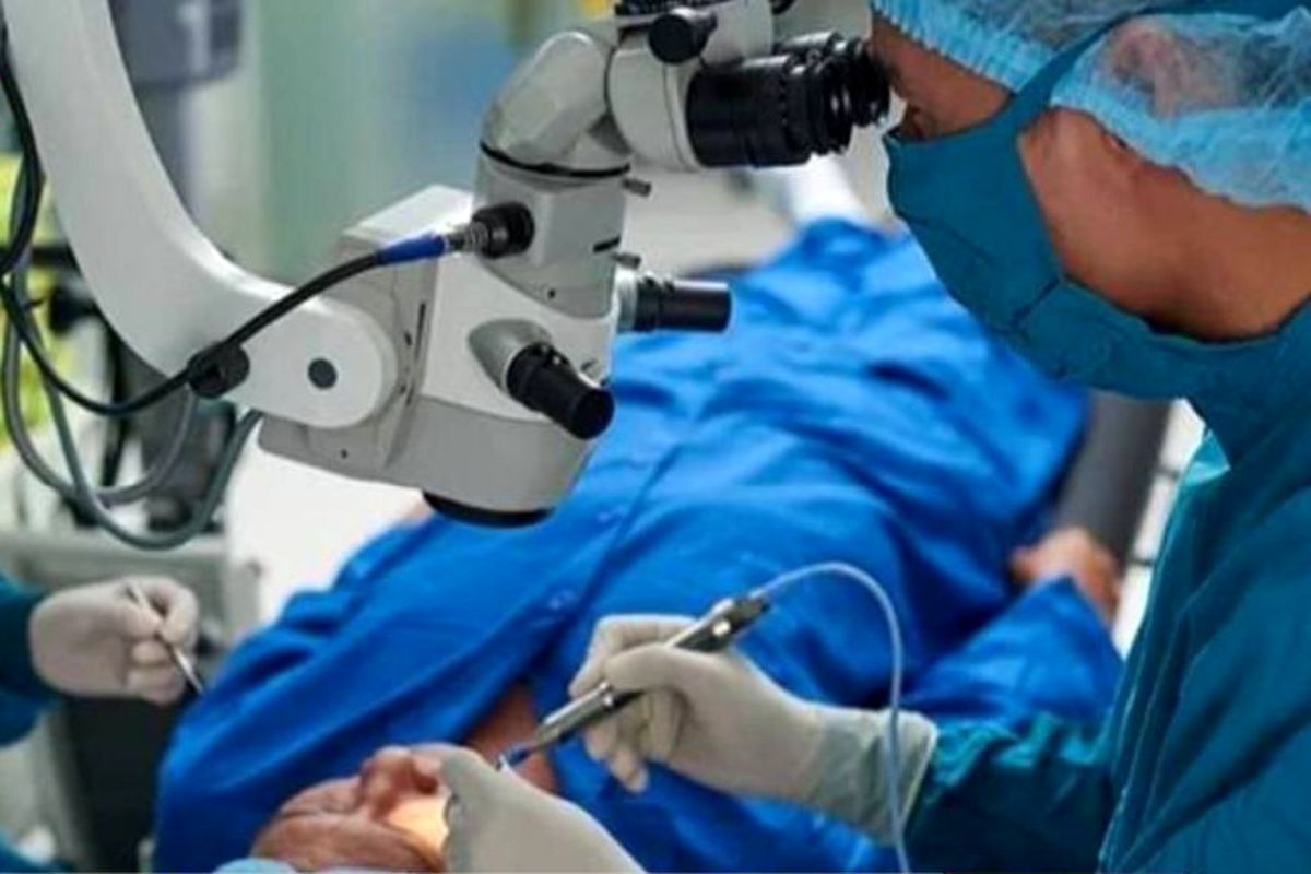 جراحی رایگان چشم
