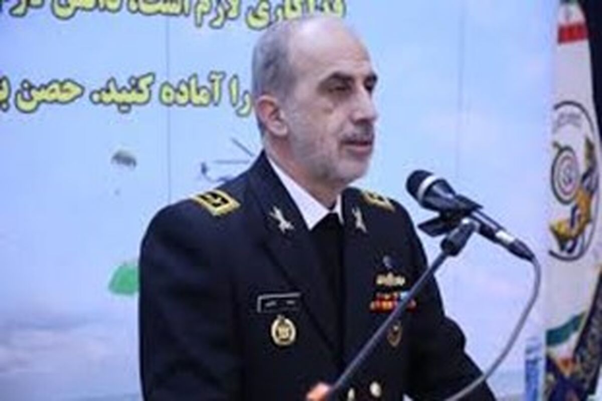 فرمانده نیرو دریایی