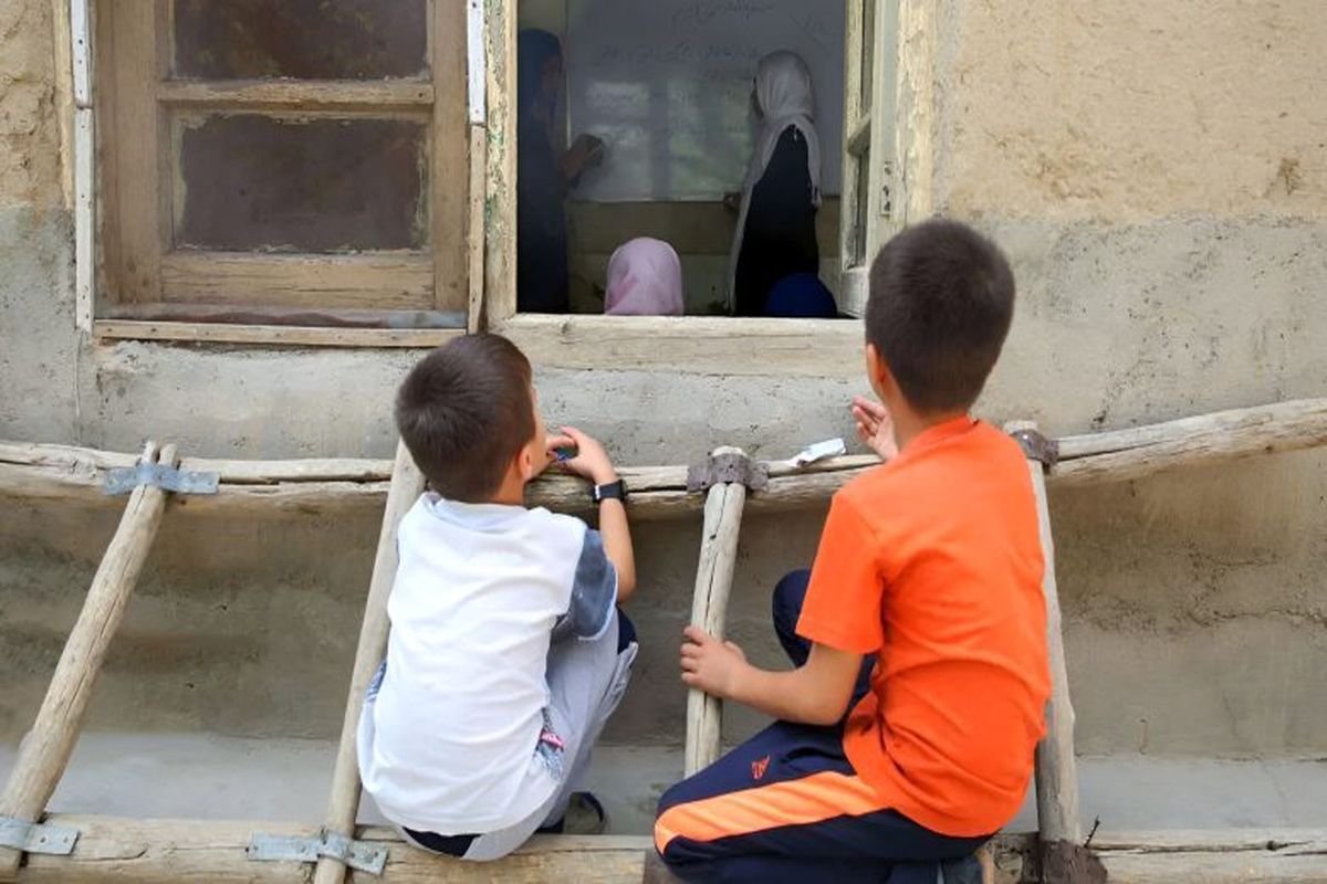 بازماندگان از تحصیل 