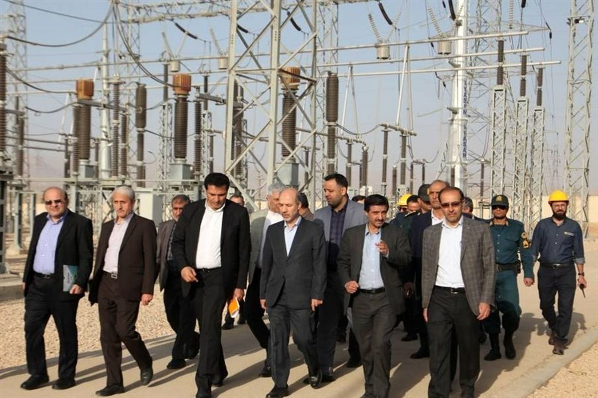 وزیر نیرو در شیراز