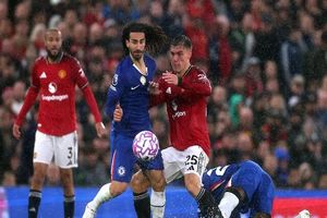 برد ۲ بر ۱ منچستریونایتد مقابل چلسی در هفته پنجم لیگ برتر