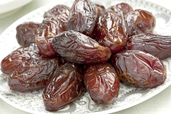 ۱۸۰ تن خرمای شاهانی جهرم راهی سومالی شد