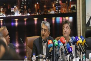 دستور شهردار بندرعباس برای تشکیل جلسات تخصصی با حراست و بازرسی جهت رفع موانع درآمدی