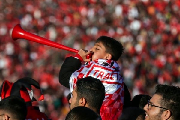 جریمه ۳۰ میلیارد ریالی و محرومیت سنگین برای تماشاگران تراکتور