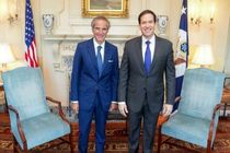 خوش رقصی مدیرکل آژانس اتمی برای آمریکا