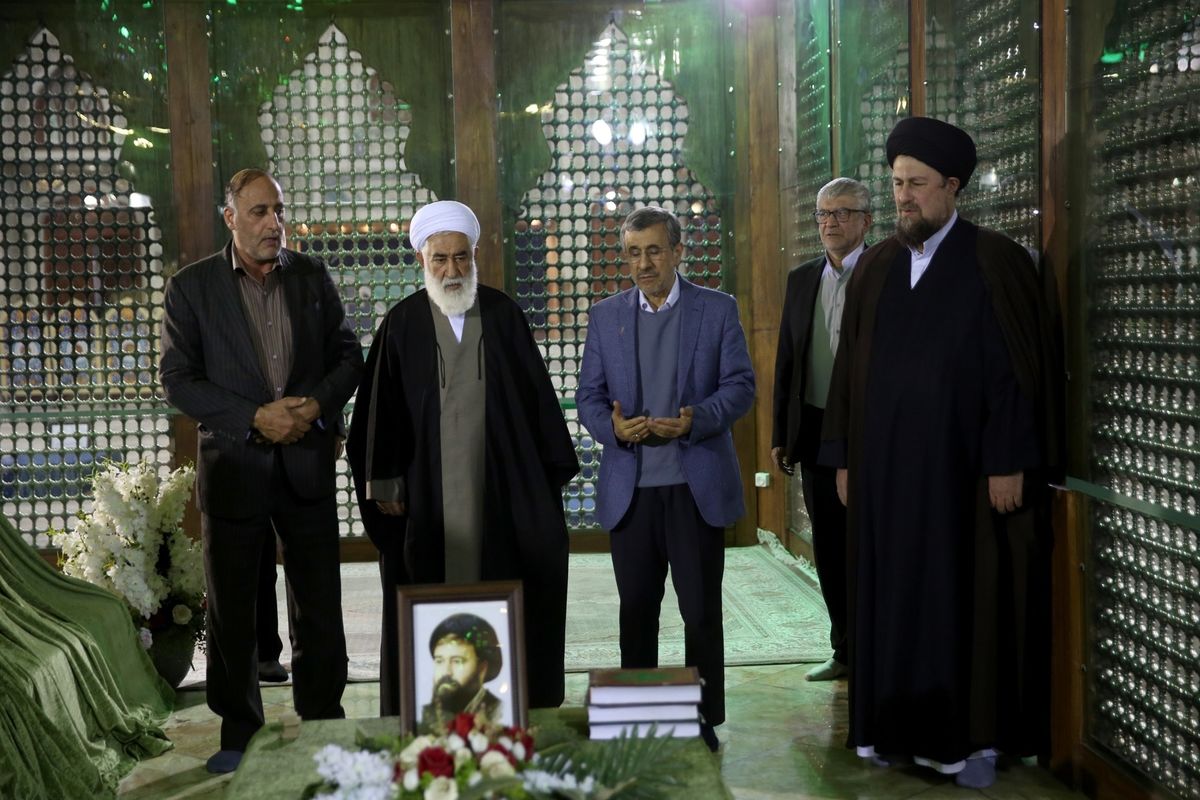 احمدی‌نژاد