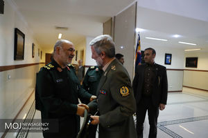 دیدار وزیر دفاع با فرمانده کل سپاه پاسداران