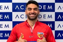 علی کریمی قرارداد خود را با باشگاه کایسری‌اسپور فسخ کرد