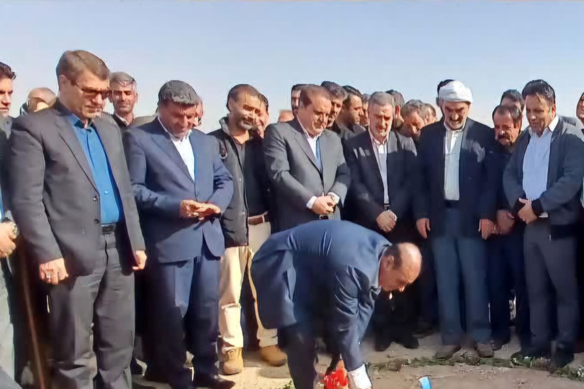 دهلران.