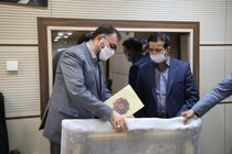 شهردار قم از خدمات و تلاش‌های مجموعه اداره کل ارتباطات و امور بین‌الملل شهرداری قم تقدیر کرد
