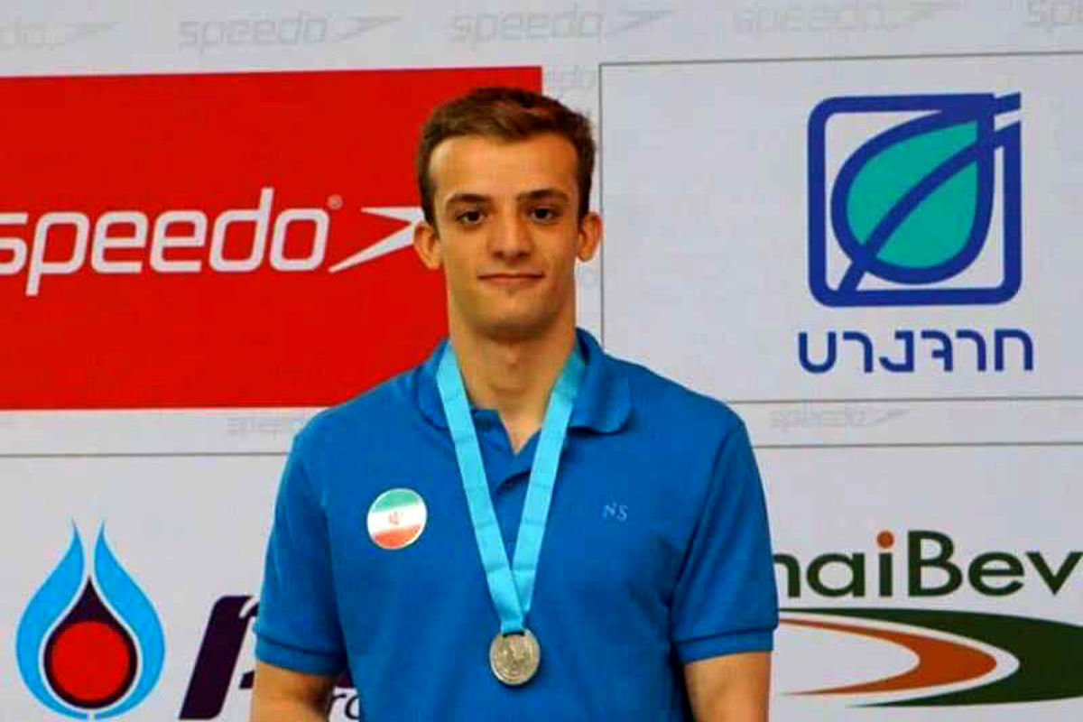 سینا غلامپور