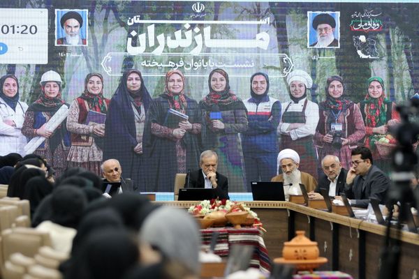 زنان در توانمندی‌های علمی و مدیریتی چیزی از مردان کم ندارند