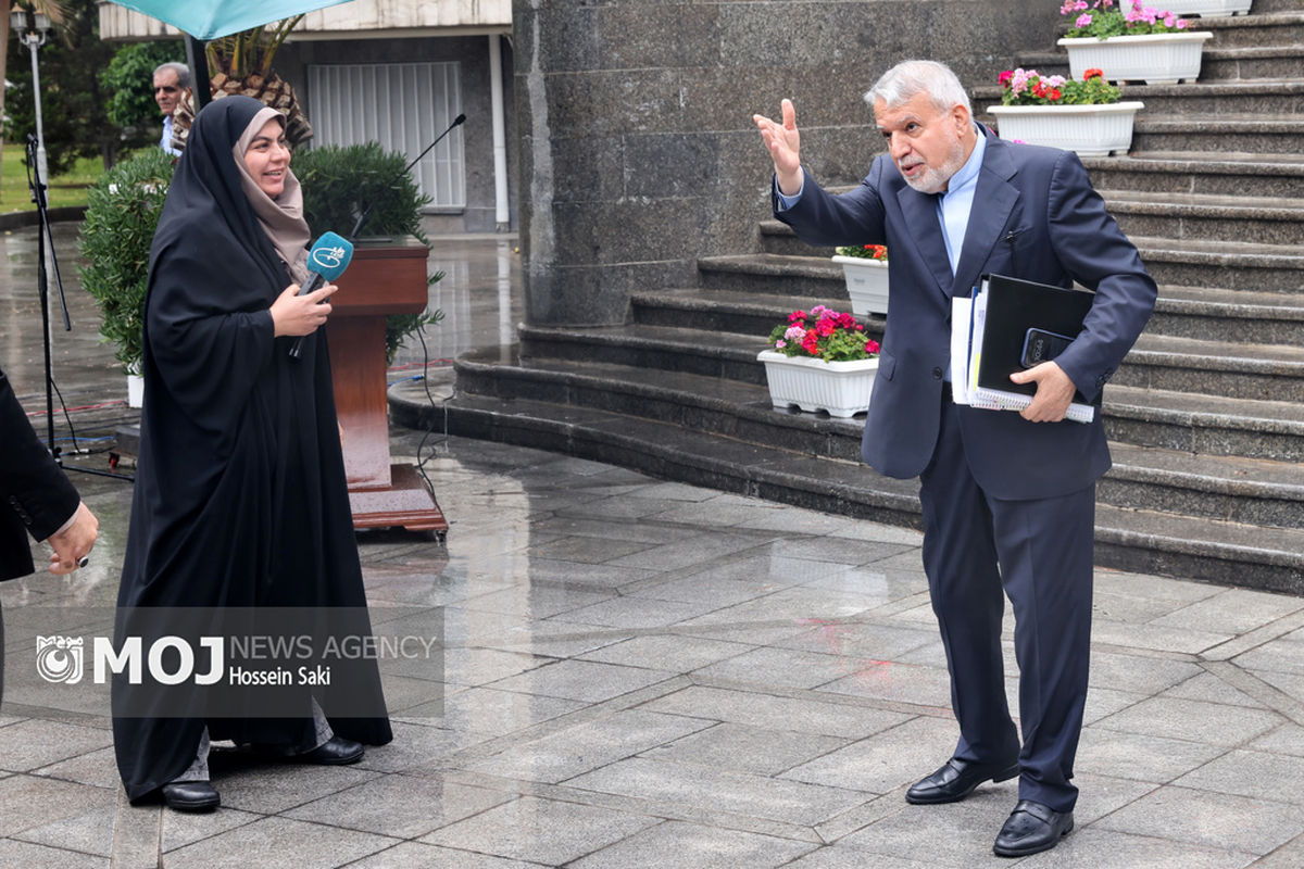 حاشیه جلسه هیات دولت - ۱۰ اردیبهشت