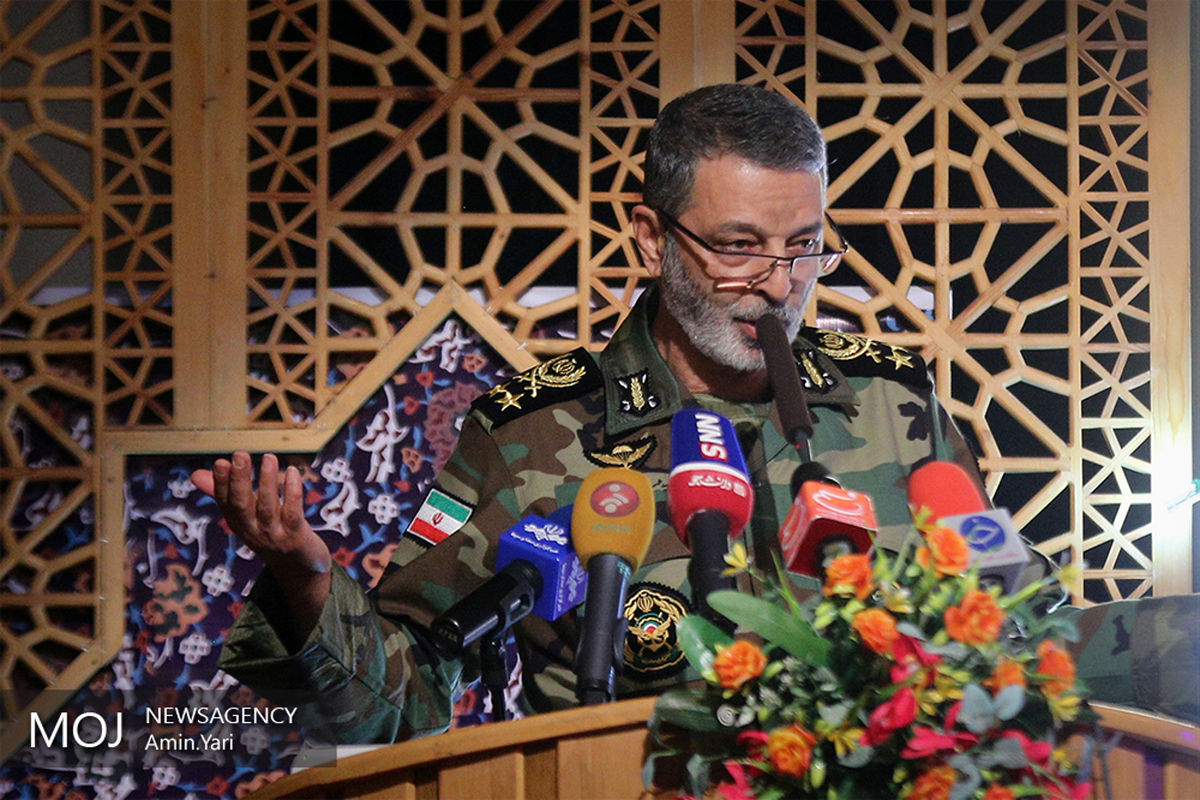 امیر سرلشکر سید عبدالرحیم موسوی فرمانده کل ارتش 