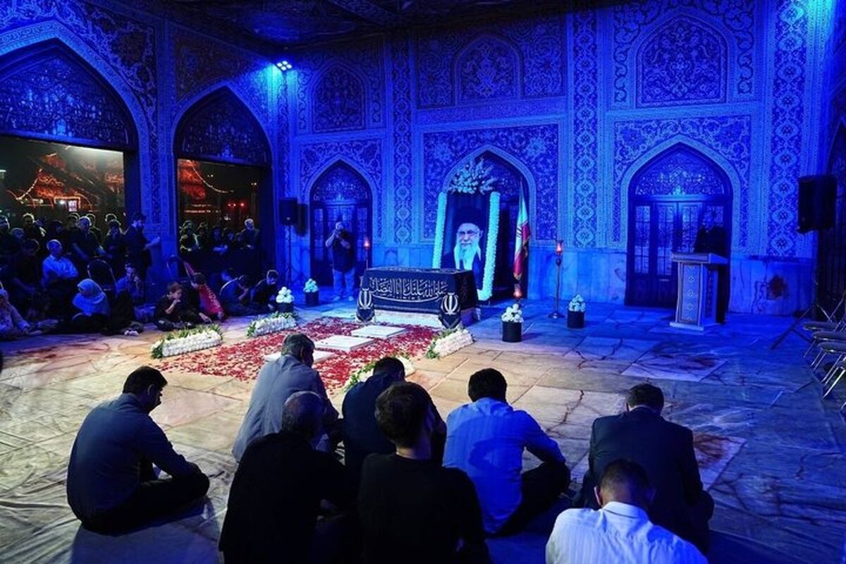 رهبر شهید