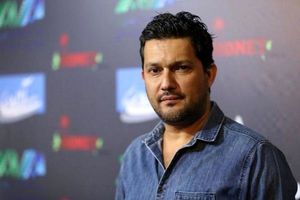 حامد بهداد عاشق این زن شد که بچه هم دارد! / ببینید حامد بهداد چطور برای عشقش آواز می خواند + ویدئو