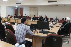 کتاب «انجمن در میان ما» در مشهد رونمایی شد