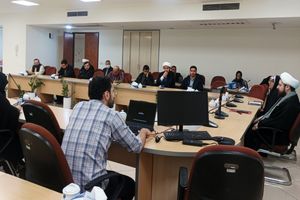 کتاب «انجمن در میان ما» در مشهد رونمایی شد
