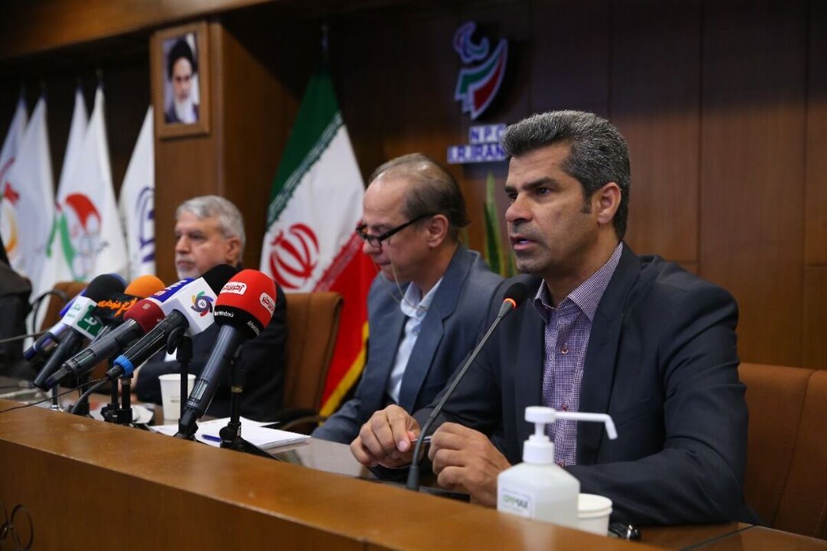 هادی ساعی