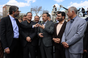 همه مردم برای طرفداری از مردم مظلوم فلسطین به میدان آمدند