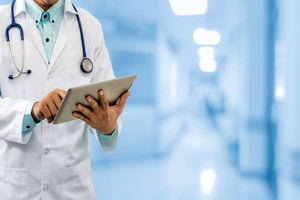 افزایش ظرفیت پزشکی مانع از خروج ارز می‌شود/ محدودیت در پذیرش رشته‌های پزشکی احتمال مهاجرت افراد را بالا می‌برد