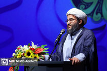 توجه به مناجات خوانی در تلویزیون کمرنگ شده است