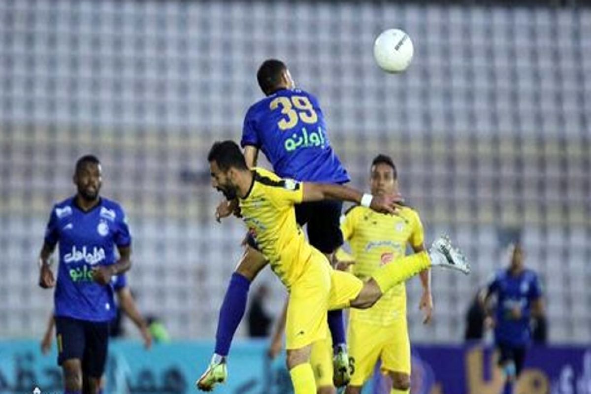 استقلال و فجر سپاسی