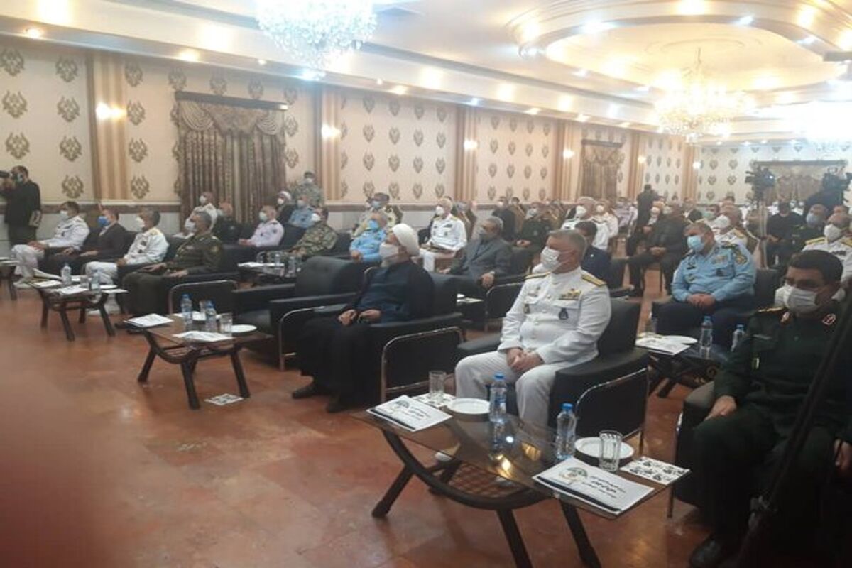 مراسم معارفه و تکریم فرمانده جدید و سابق نیروی دریایی ارتش